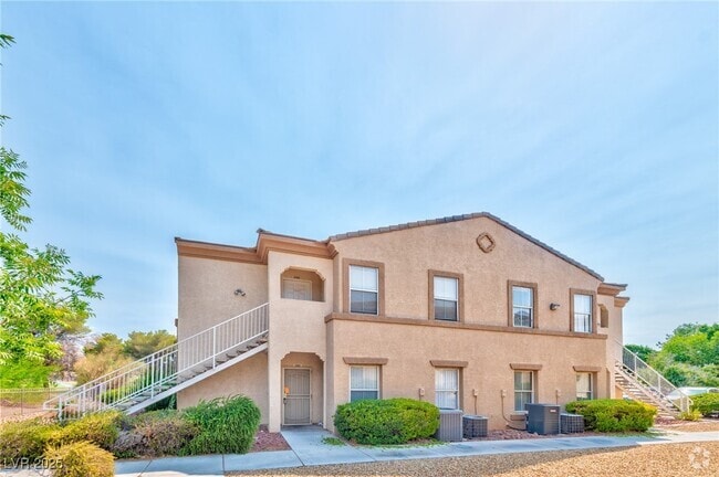 Building Photo - 3400 Cabana Dr Unit 1060 Rental