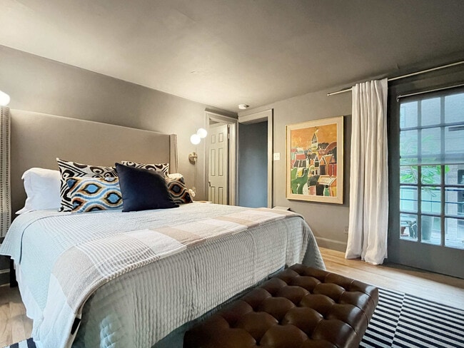 Photo - 120 E Charlton Ln Unidad ID1244825P