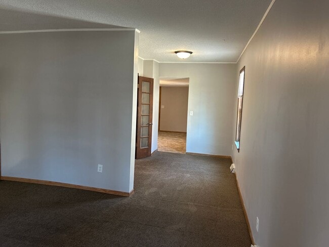 Photo - Spacious 3 bedroom 1 Bathroom House Available May 1st!