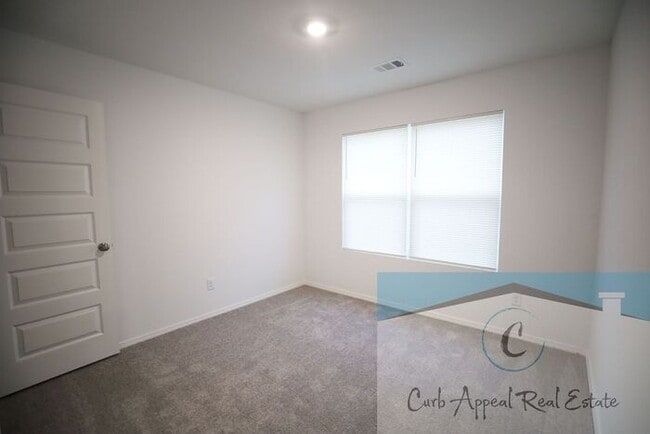 Photo - New construction in Jonesboro - beautiful 4 bed / 2 bath home - Valley View!!