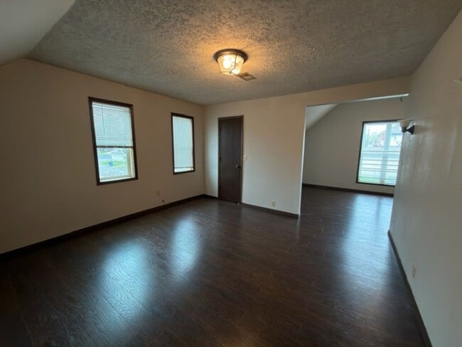 Building Photo - 108 S Kimberlin St Unit 108 Kimberlin -  2