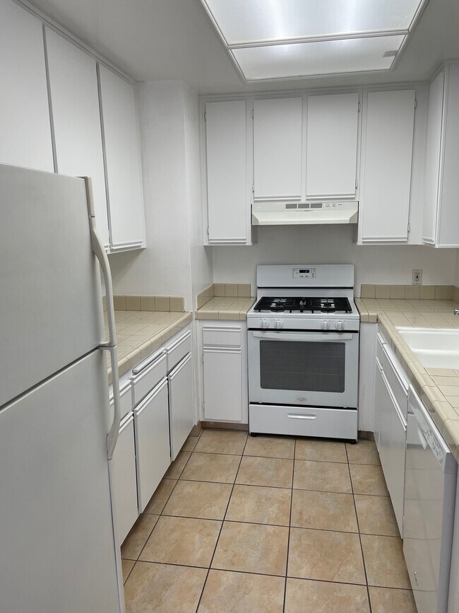 Photo - 11247 La Maida St Unit 206