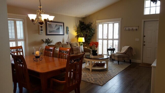 67 Kingfisher Way