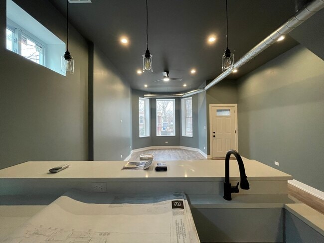 Photo - 1531 S Harding Ave Unit 1