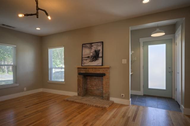 Photo - 5018 Homer St