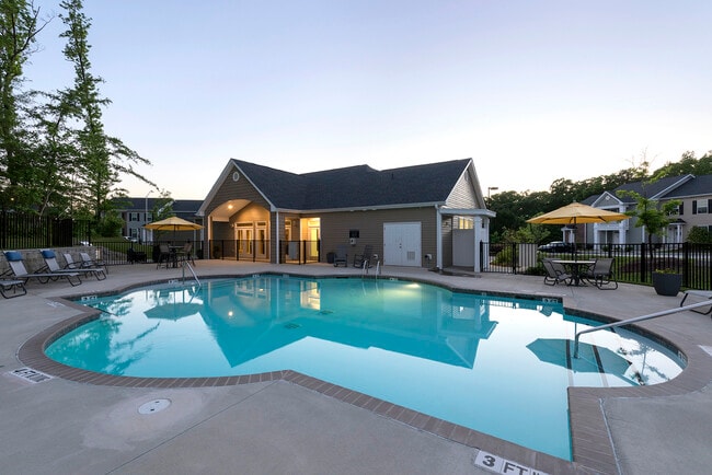 Loch Raven Pointe Apartments and Townhomes