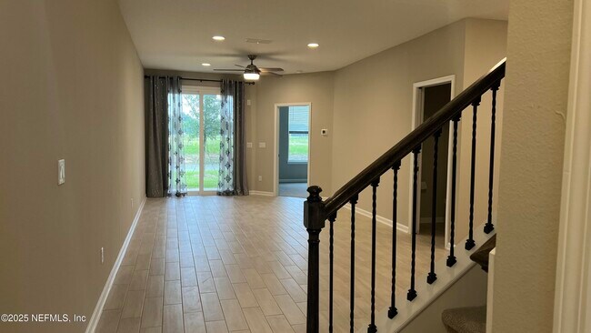 Photo - 742 Cherry Elm Dr