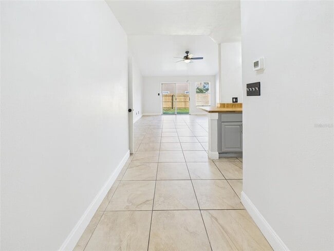 Photo - 125 Spanish Moss Ct