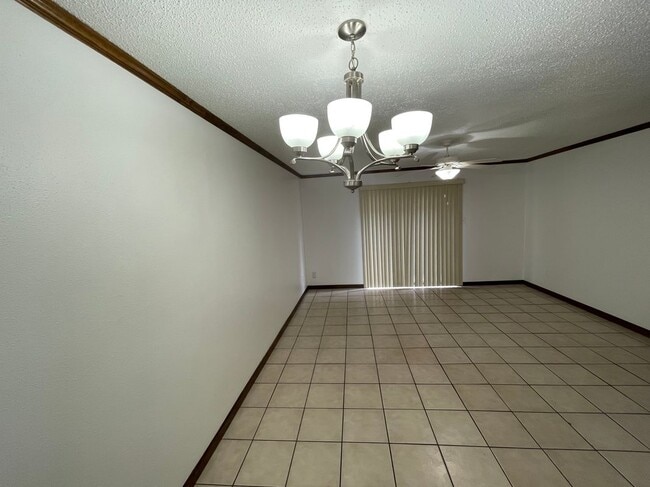 Photo - 1824 Hickory Ave Unidad C