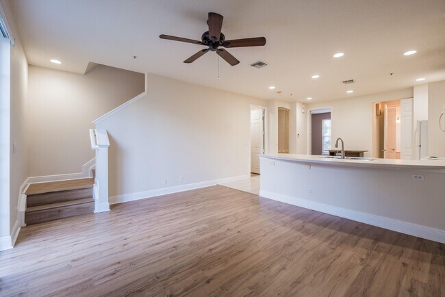 Photo - 108 E Indian Crossing Cir