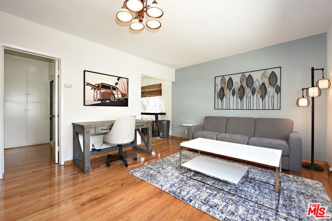 Photo - 3743 McLaughlin Ave Unit #12