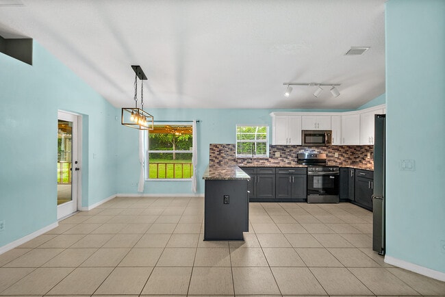 Photo - 34 Beaverdam Ln