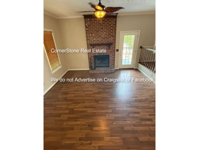 Photo - 1267 Exeter Ln
