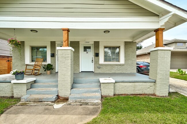 Photo - 1444 NE 13th St