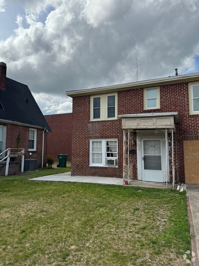 Building Photo - 111 Taggart Ave Unit 111-B Taggart Rental