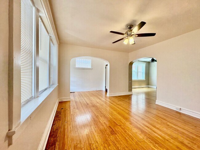 Photo - 4243 Louisiana Ave Unit 4243-B Louisiana