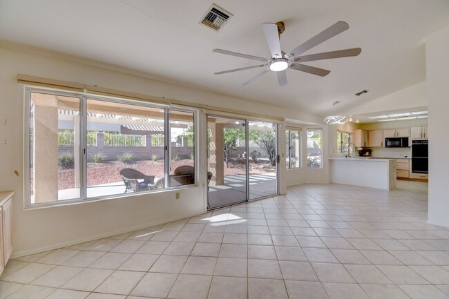 Photo - 2433 Sunup Dr