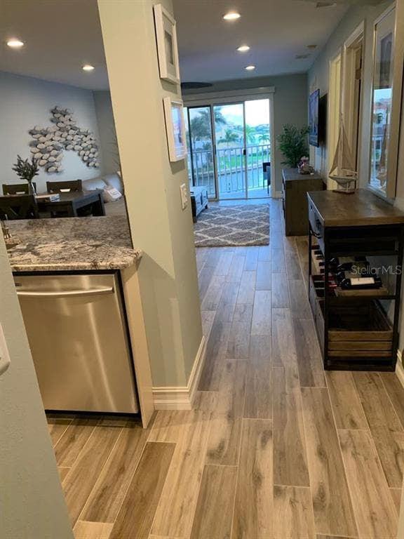 Photo - 610 Island Way Unit 206