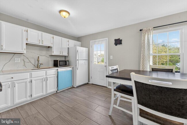 Photo - 4686 Joanna Ct