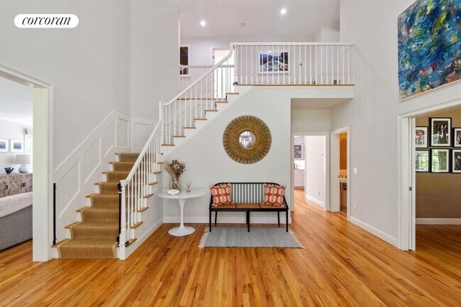 Photo - 29 Grape Arbor Ln