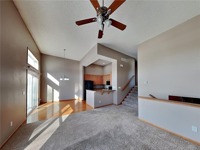 Photo - 5106 Farnham Dr N