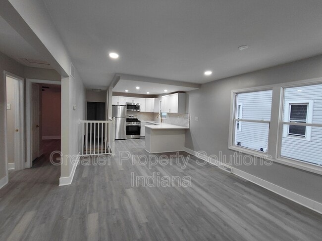 Photo - 3112 Kenwood St