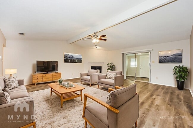 Photo - 4303 Gentle Springs Dr