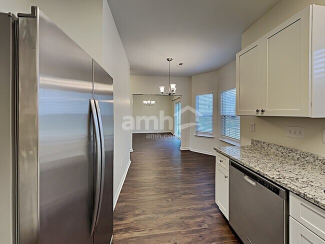 Photo - 8125 Pozzi Rd