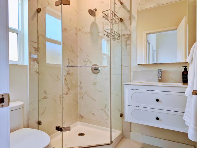 Photo - 1567 Rebel Way