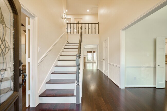 Photo - 6 Glen Canyon Pl