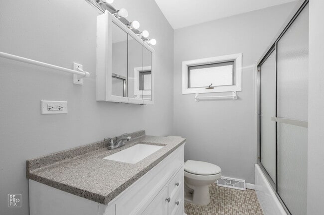 Photo - 44 N Glenwood Ave