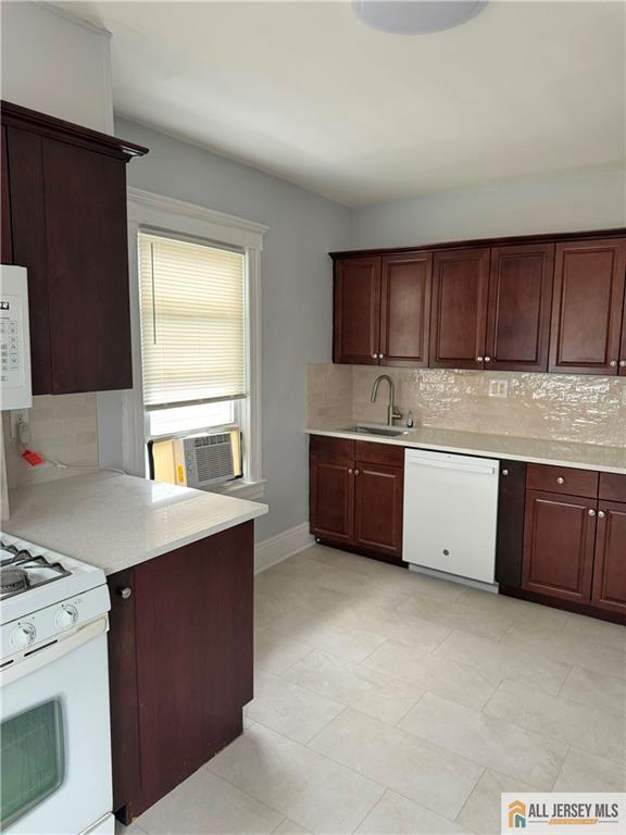 Photo - 84 W Cherry St
