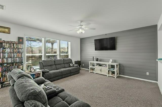 Photo - 2800 Weston Road