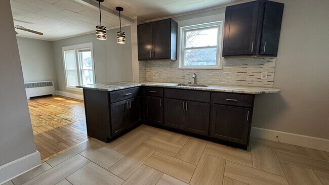 Photo - 10 Prospect St Apartments Unit 2