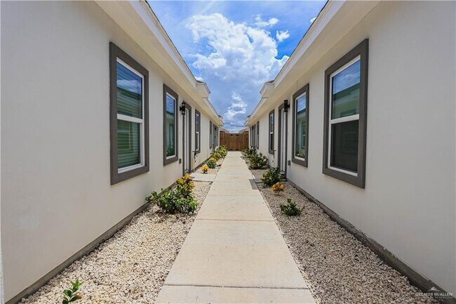 Photo - 24 W Sunset Valley St