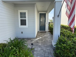 Photo - 195 Clifton Bay Lp