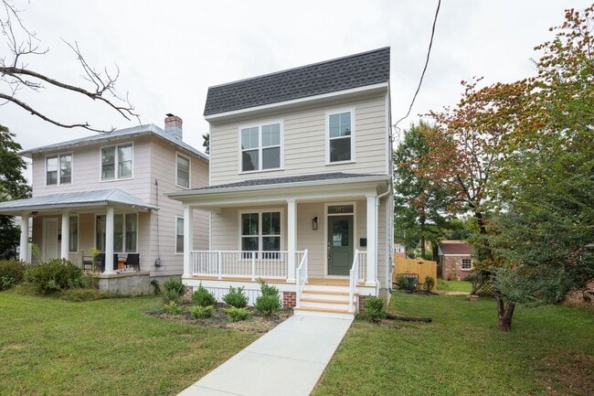 Photo - 504 1/2 Cheatwood Ave