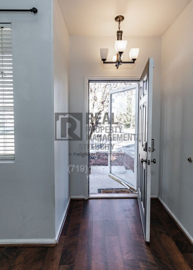 Photo - 2214 Cowhand Pl