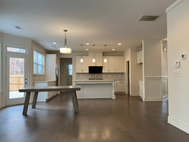 Photo - 987 Halletts Peak Pl