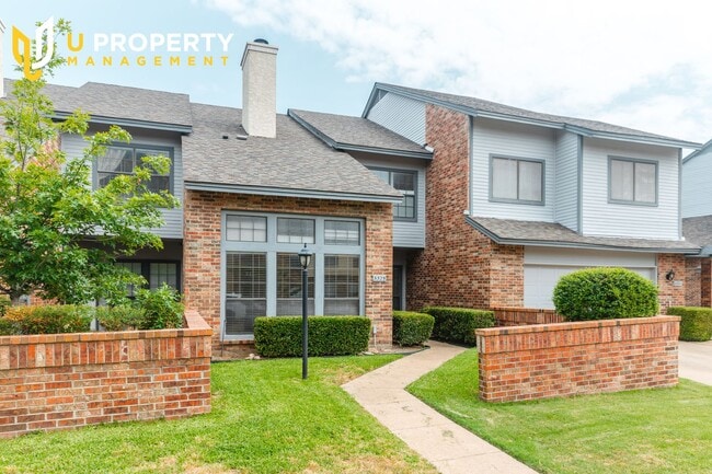 Photo - Sweet townhome in the heart of Plano