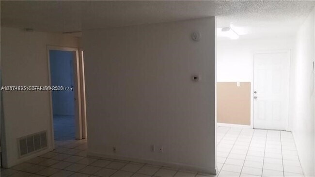 5880 NW 19th St Unit 2