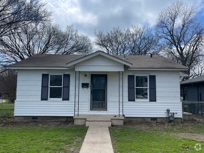 Front of house - 1701 Payne Ave Rental