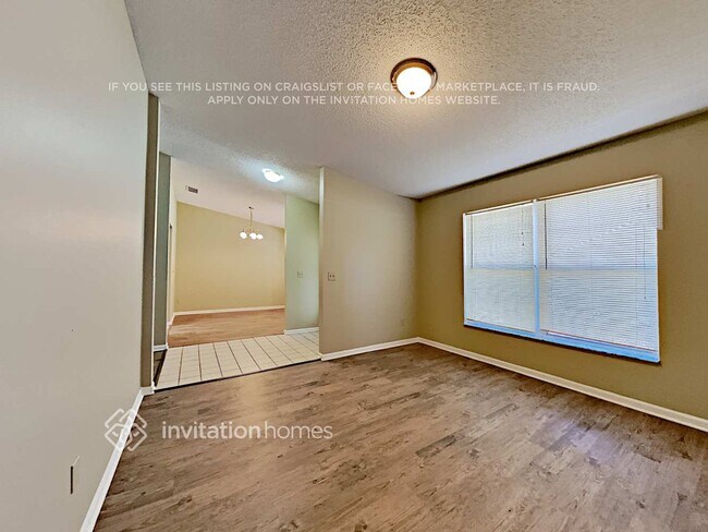 Photo - 1810 Branchwater Trail