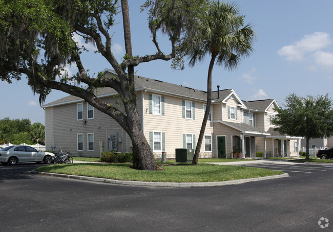 Building Photo - Peninsula of Port Charlotte Rental