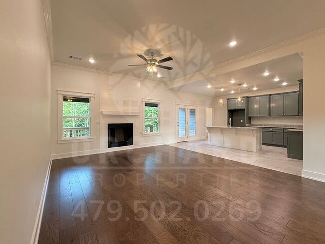 Building Photo - Bella Vista Single-Family Home- 2 Bed/ 2 Bath with Hobby Room- Spacious Birchwood Plan