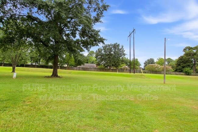 Photo - 129 22nd St N