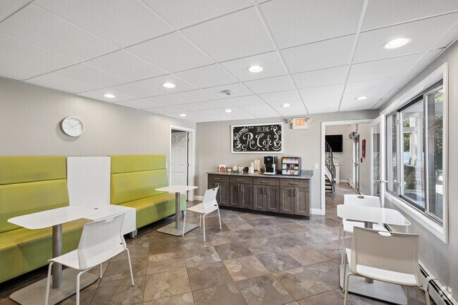Coffee Lounge