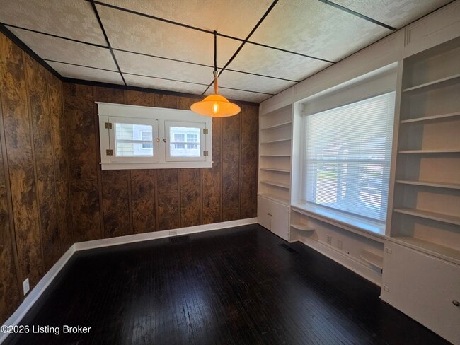 Photo - 321 S 39th St