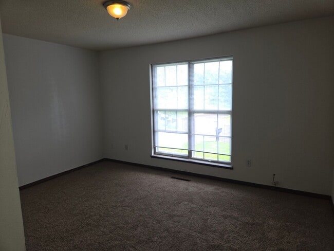 Photo - 4425-4427 Santa Anna Dr Unit 4427