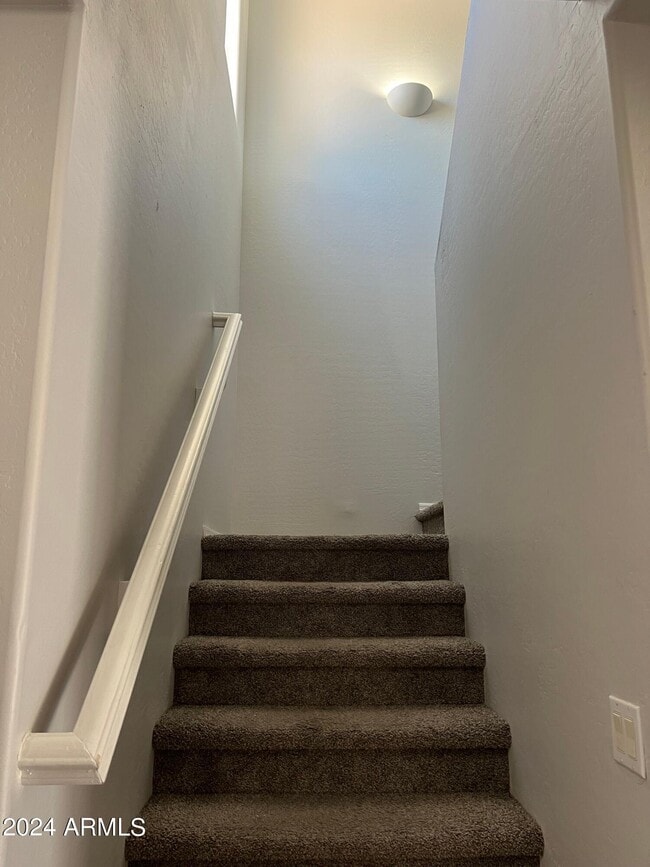 11383 W Mountain View Dr